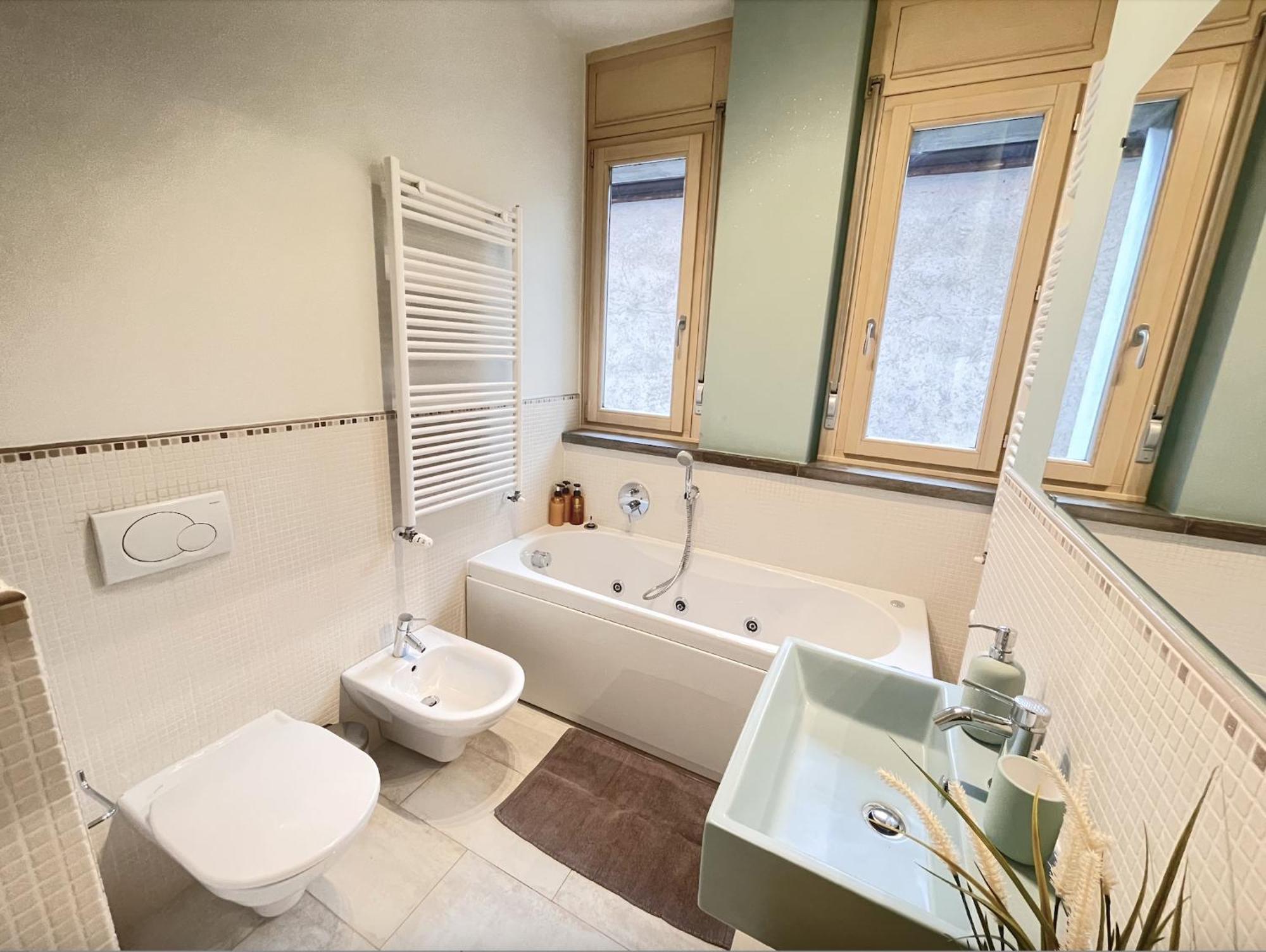 Seriate - Jacuzzi Bath Exteriér fotografie